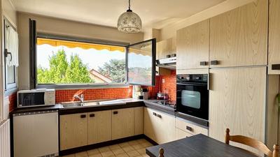 Appartement - 80 m² - 4 pièces