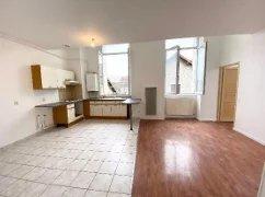 Immeuble mixte - 400 m² - 18 pièces