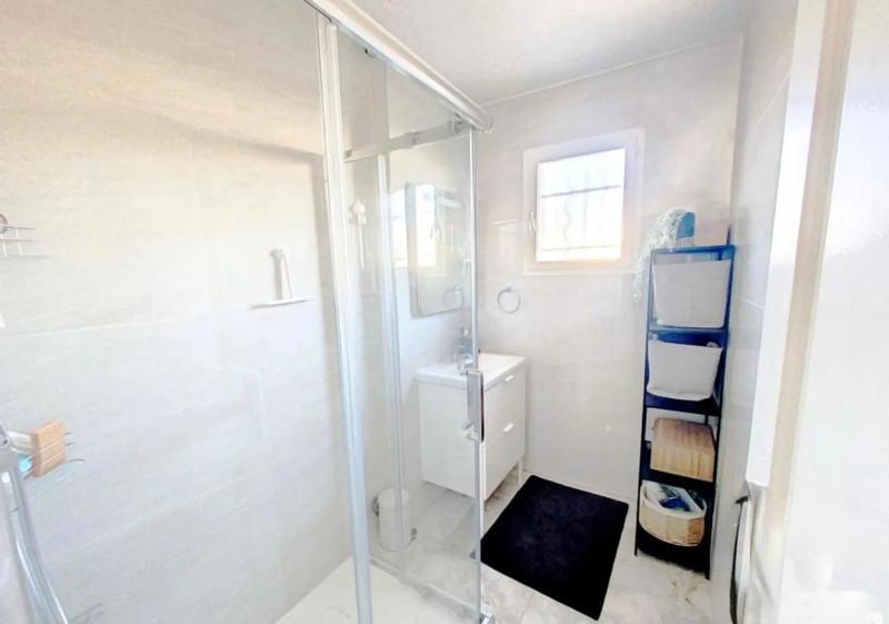 Maison - 200 m² - 6 pièces