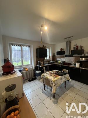 Maison - 122 m² - 5 pièces