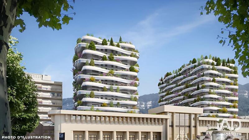 Appartement - 103 m² - 4 pièces