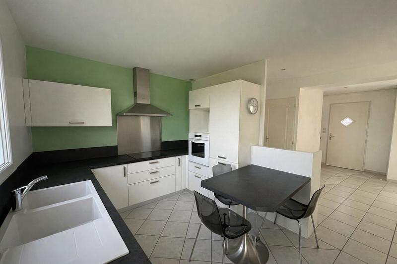 Maison - 110 m² - 5 pièces