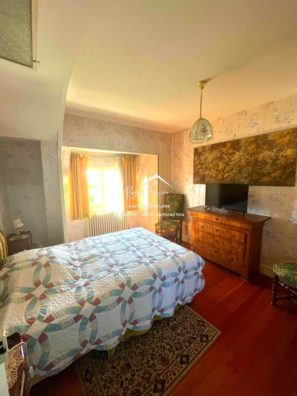 Maison ancienne - 120 m² - 7 pièces