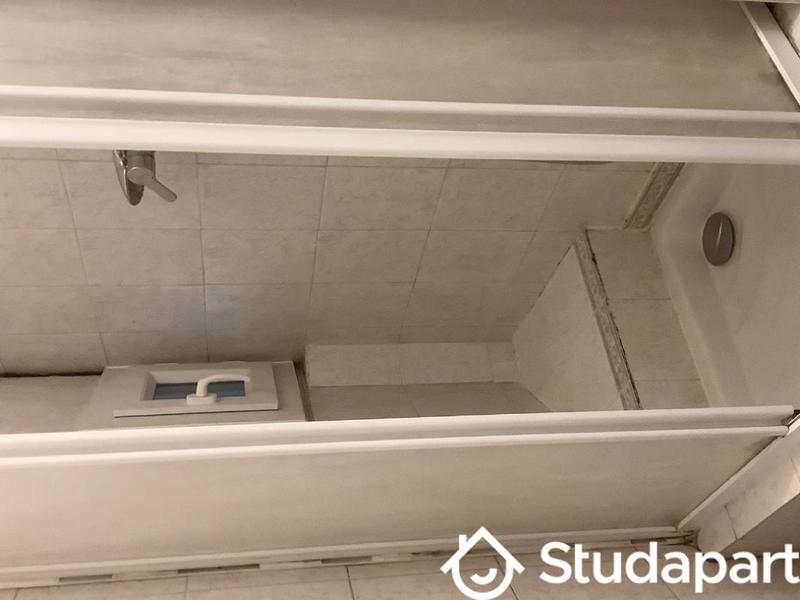 Chambre - 15 m² - 1 pièce