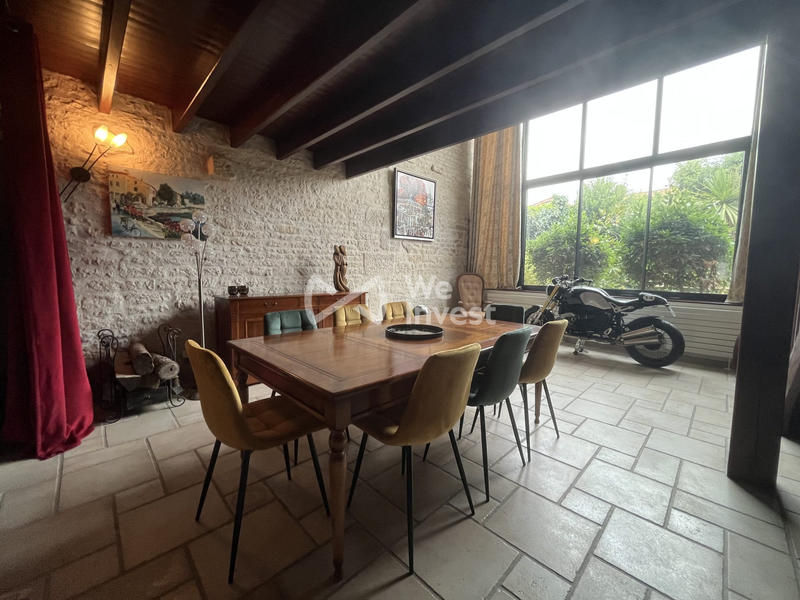 Maison - 263 m² - 5 pièces