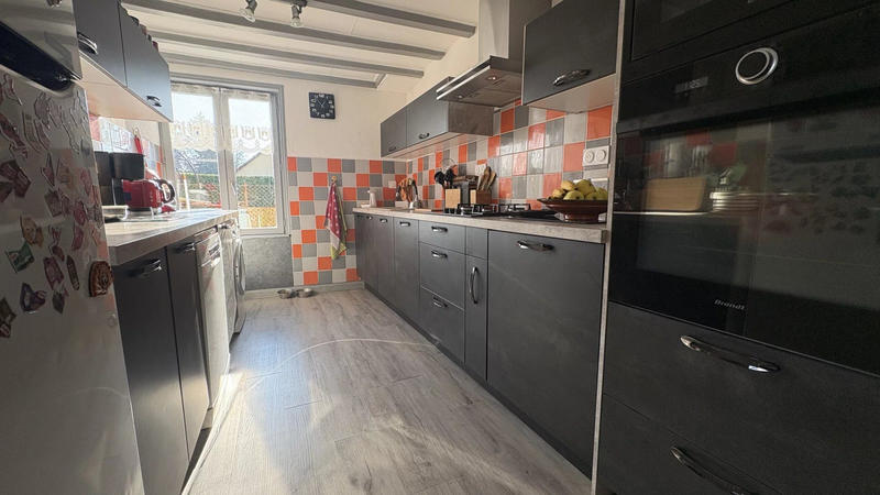 Maison - 103 m² - 4 pièces