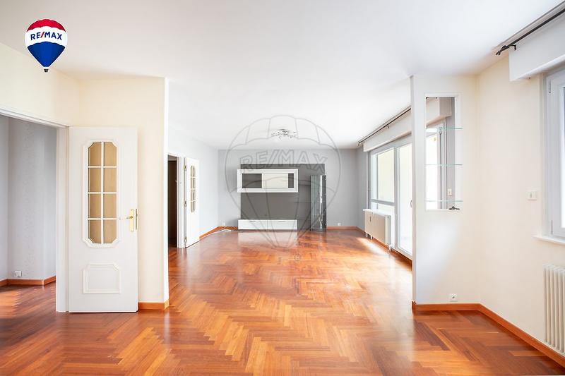 Appartement - 122 m² - 5 pièces