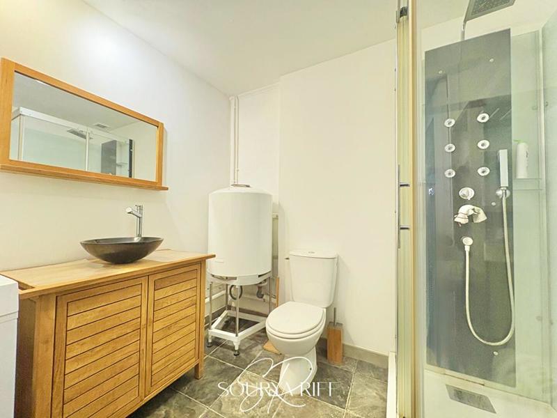 Appartement - 60 m² - 2 pièces