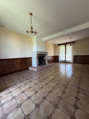 Maison - 136 m² - 6 pièces