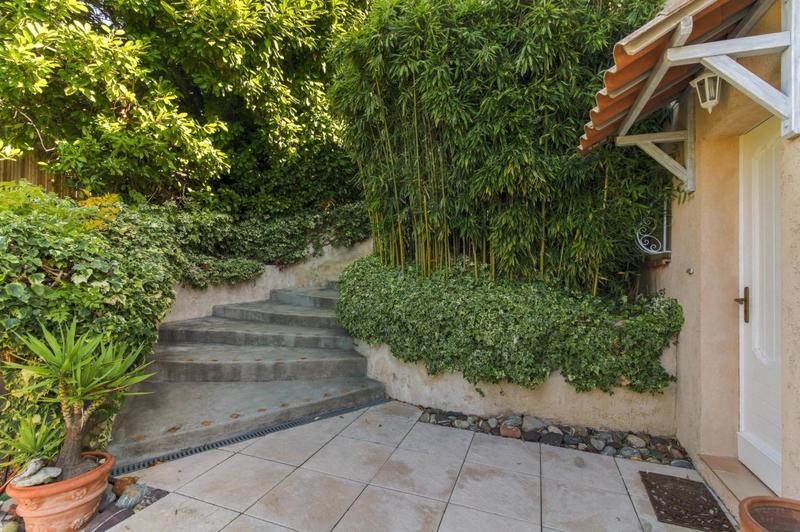 Villa - 180 m² - 6 pièces