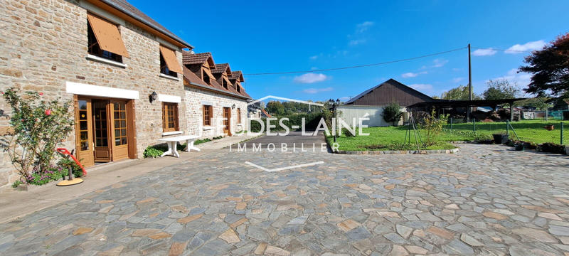 Maison - 196 m² - 8 pièces