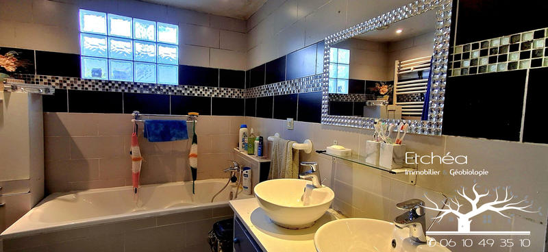 Appartement - 88 m² - 4 pièces