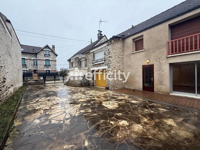 Maison - 100 m² - 4 pièces