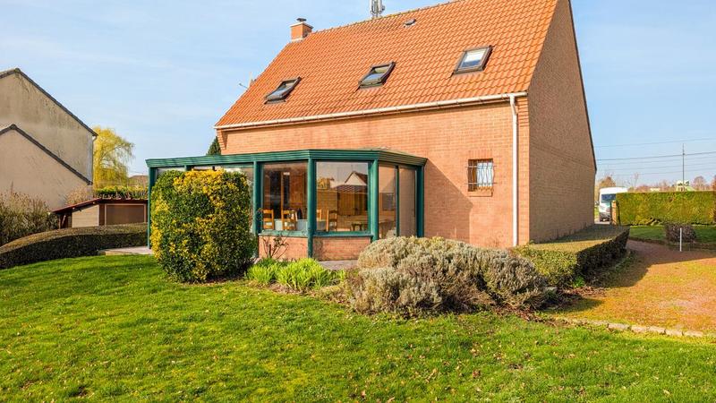 Pavillon - 92 m² - 6 pièces