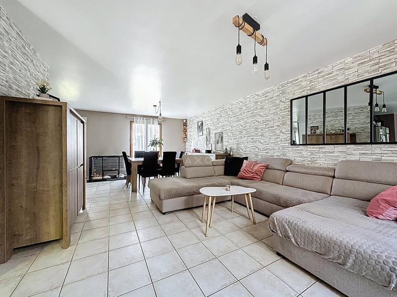 Maison de village - 102 m² - 6 pièces