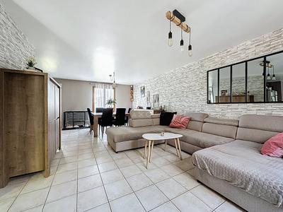 Maison de village - 102 m² - 6 pièces