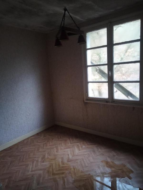 Maison - 93 m² - 4 pièces