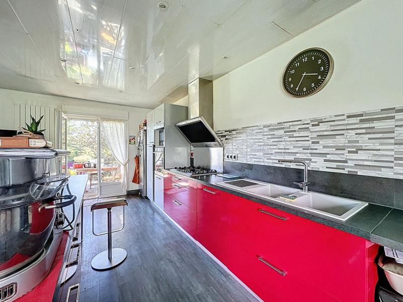 Maison - 85 m² - 5 pièces