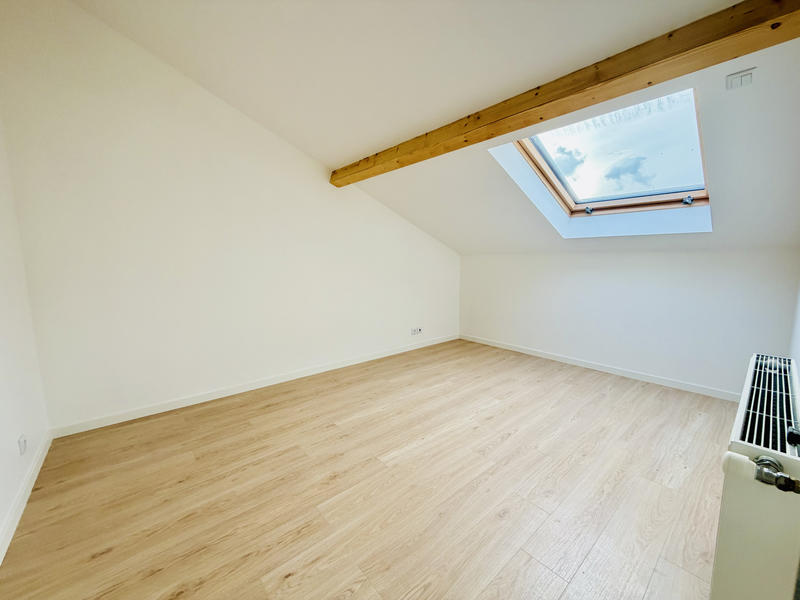 Maison - 104 m² - 4 pièces