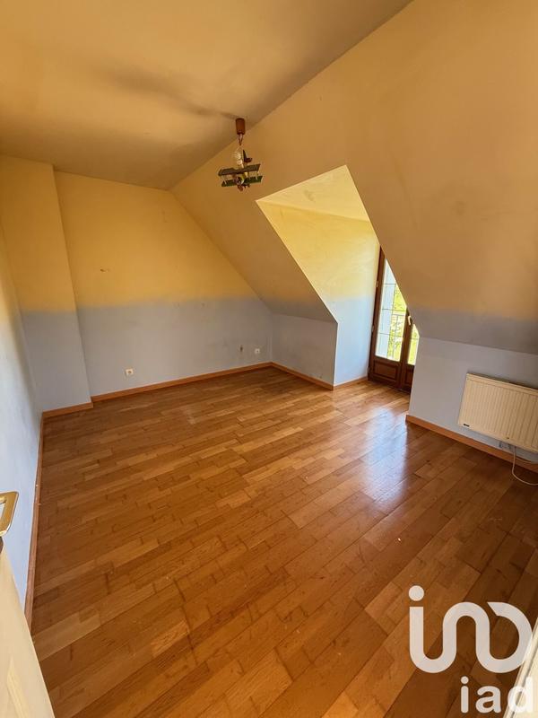 Maison - 445 m² - 15 pièces