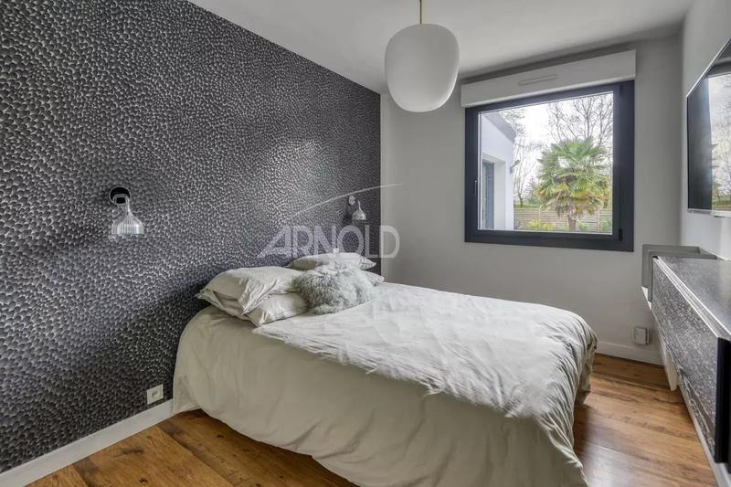 Maison - 170 m² - 6 pièces