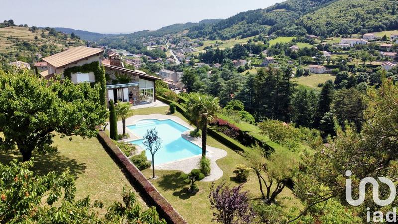 Maison - 186 m² - 6 pièces