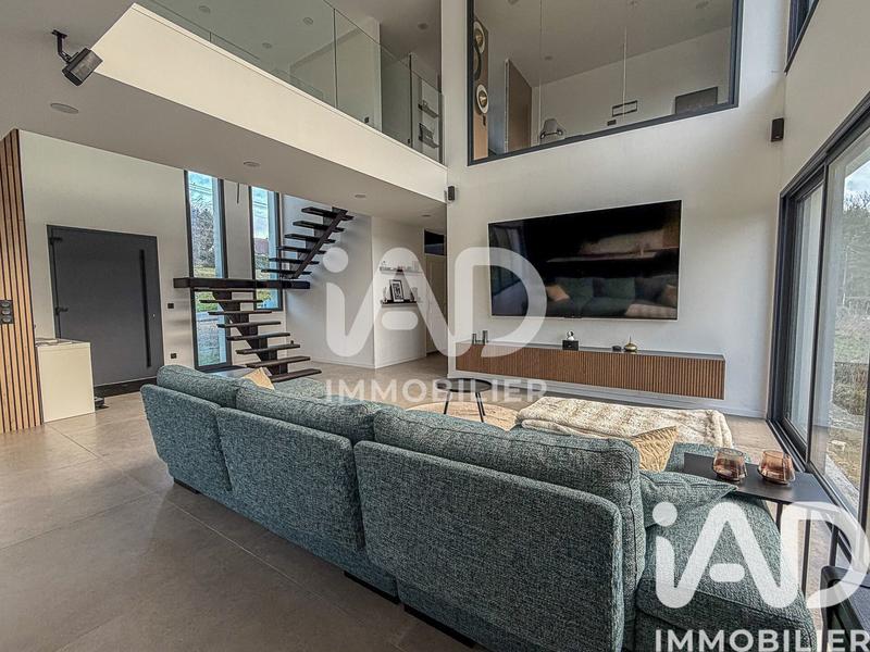 Maison - 187 m² - 5 pièces