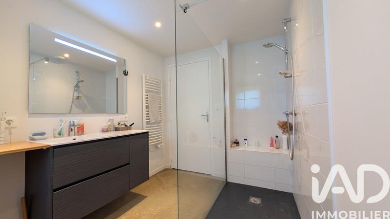 Maison - 162 m² - 8 pièces