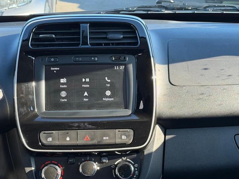 Dacia Spring Essential -23b