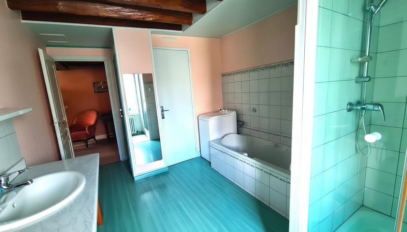 Maison - 306 m² - 11 pièces