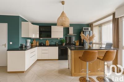 Appartement - 80 m² - 4 pièces