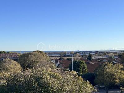 Appartement - 64 m² - 4 pièces