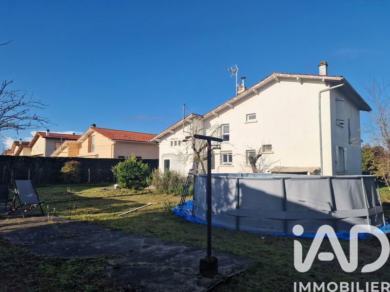 Maison - 137 m² - 7 pièces