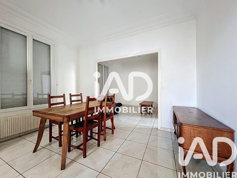 Maison - 97 m² - 5 pièces