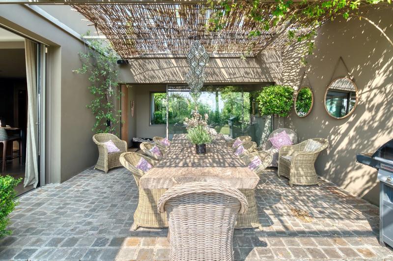 Villa - 335 m² - 7 pièces