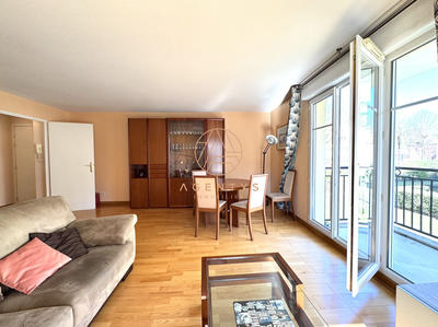 Appartement - 81 m² - 4 pièces