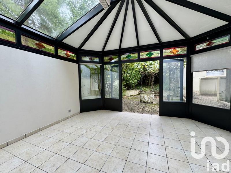Maison - 200 m² - 7 pièces