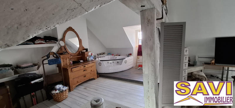 Maison ancienne - 210 m² - 9 pièces