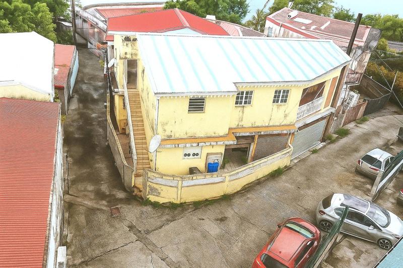 Maison - 160 m² - 8 pièces