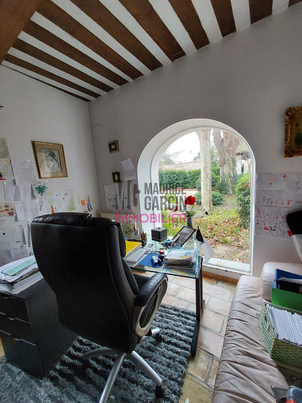 Maison - 390 m² - 10 pièces