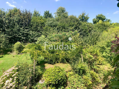 Maison - 174 m² - 9 pièces