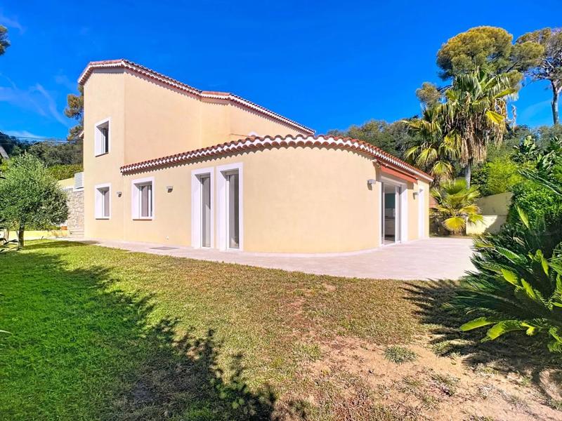 Villa - 195 m² - 7 pièces