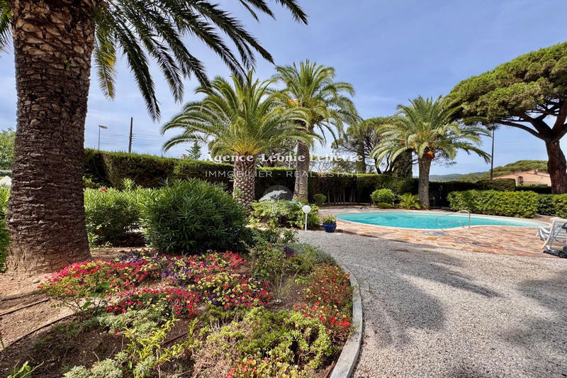 Maison - 209 m² - 8 pièces