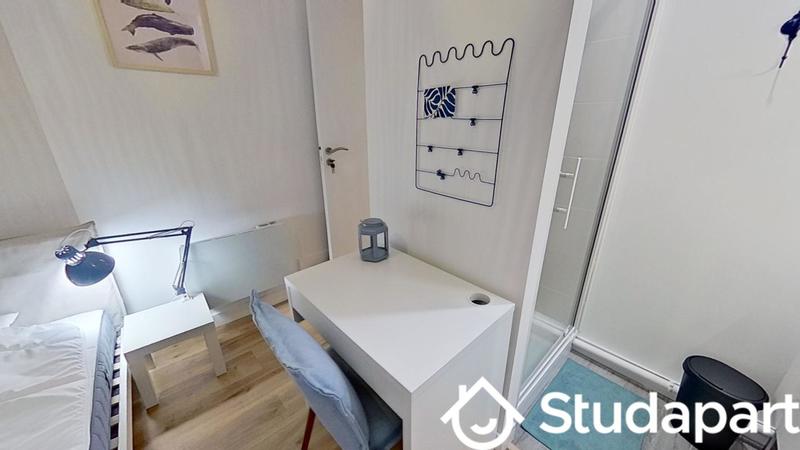 Chambre - 10 m² - 1 pièce