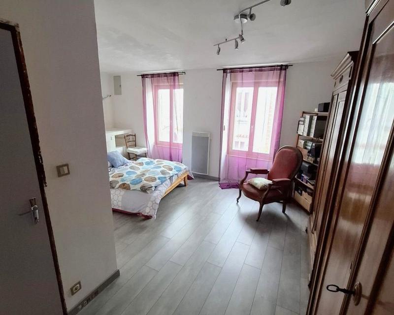 Maison de bourg - 151 m² - 5 pièces