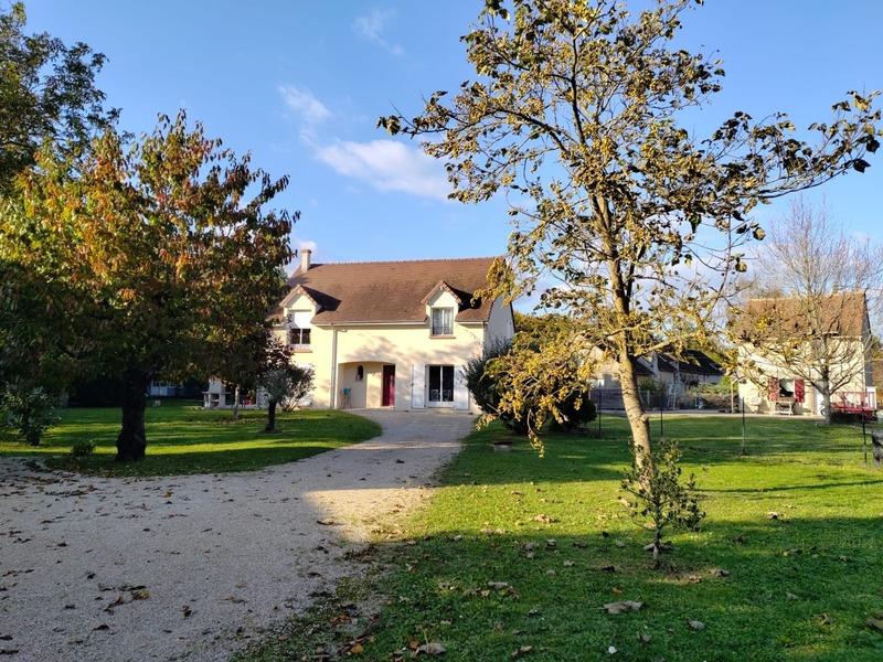 Maison - 168 m² - 7 pièces