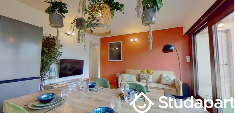 Chambre - 10 m² - 1 pièce