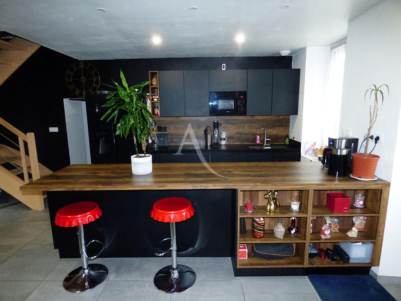 Maison - 128 m² - 4 pièces