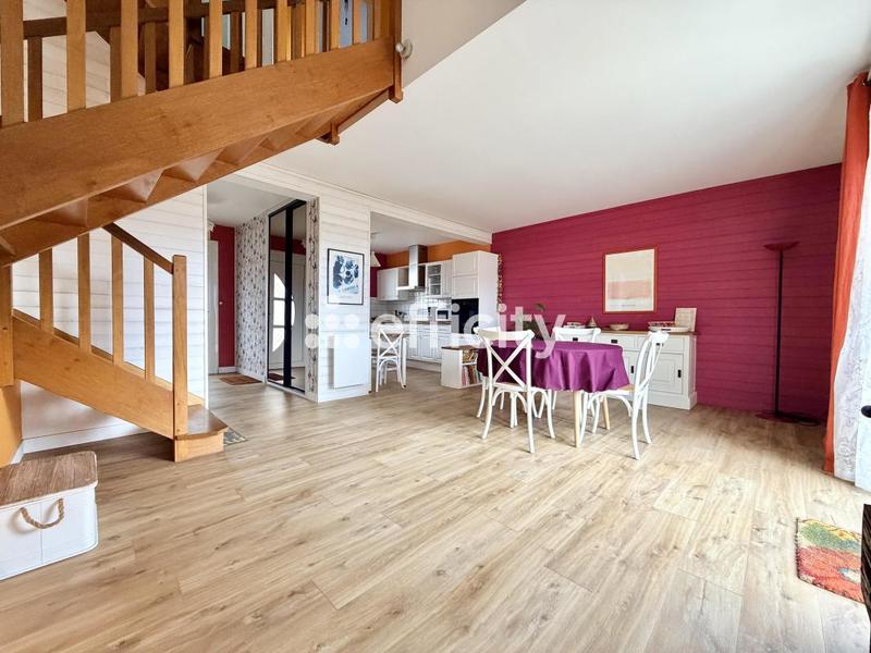 Pavillon - 100 m² - 6 pièces