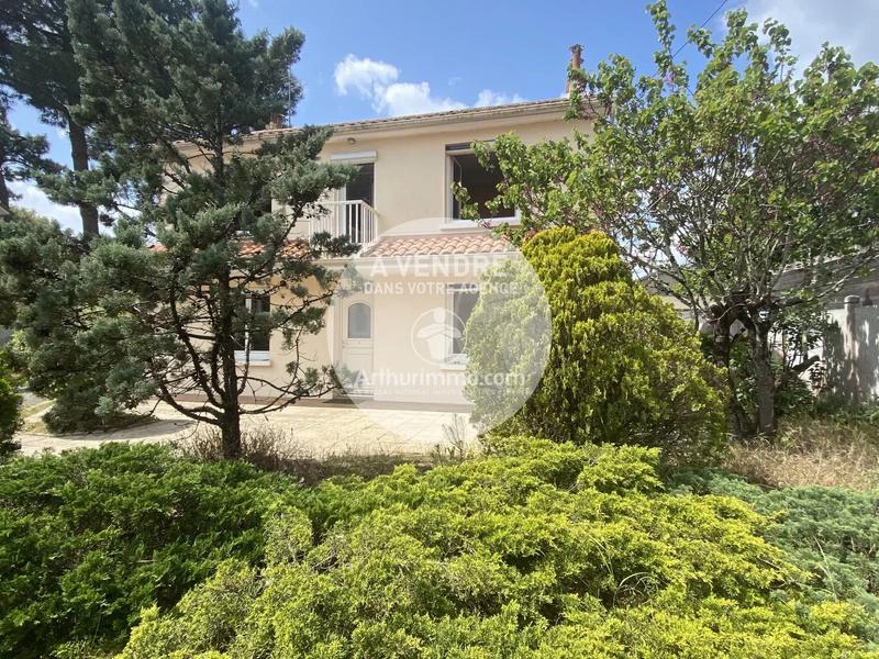 Maison - 120 m² - 6 pièces